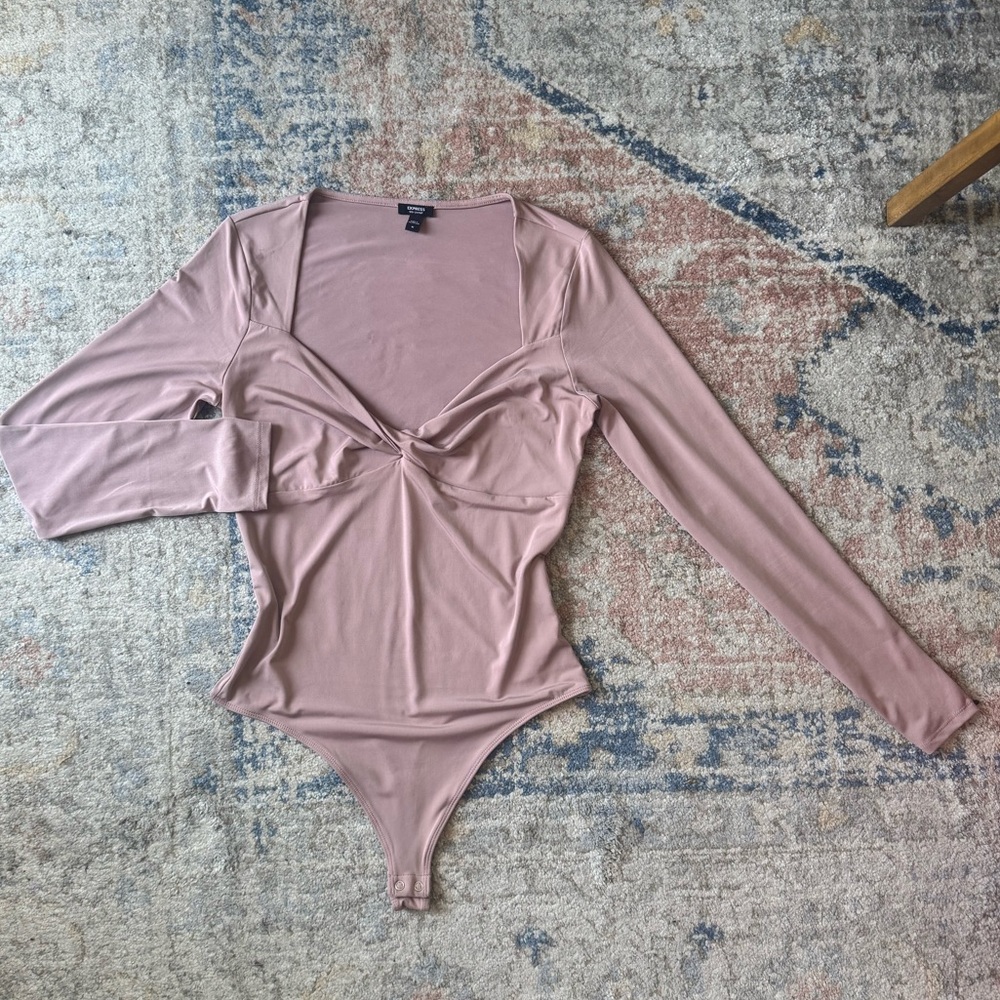Rose pink Long Sleeve Bodysuit